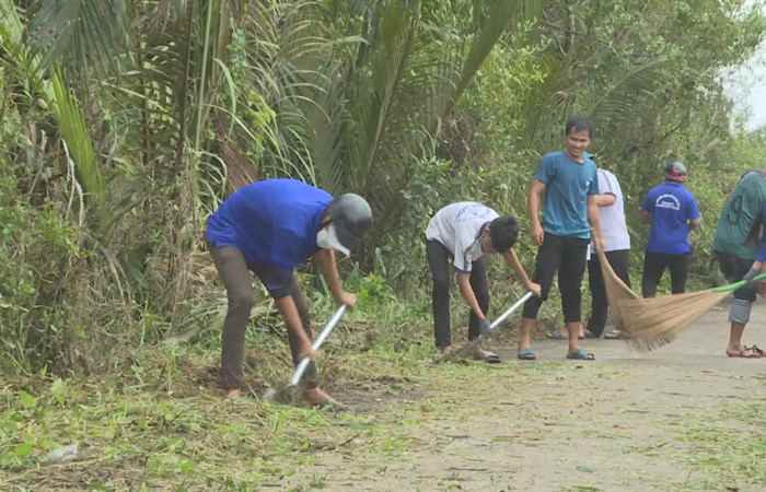 Vĩnh Châu ra quân “Ngày Chủ Nhật hành động vì môi trường xanh"